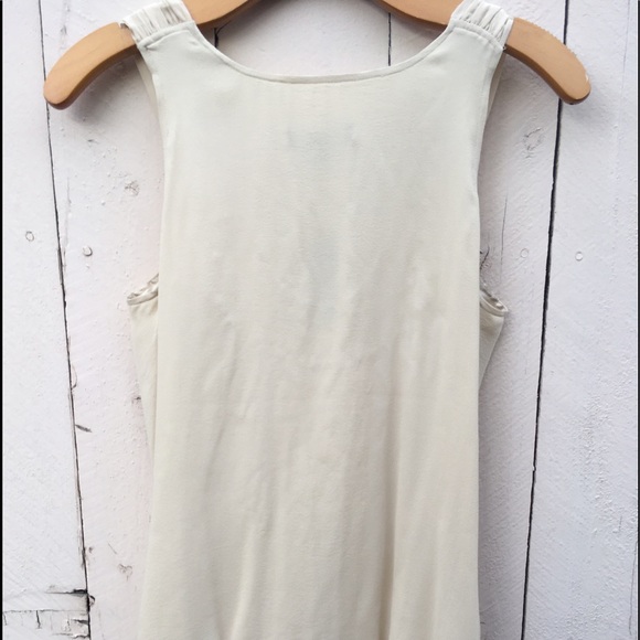 Express Beaded Fashion Top - Picture 4 of 5