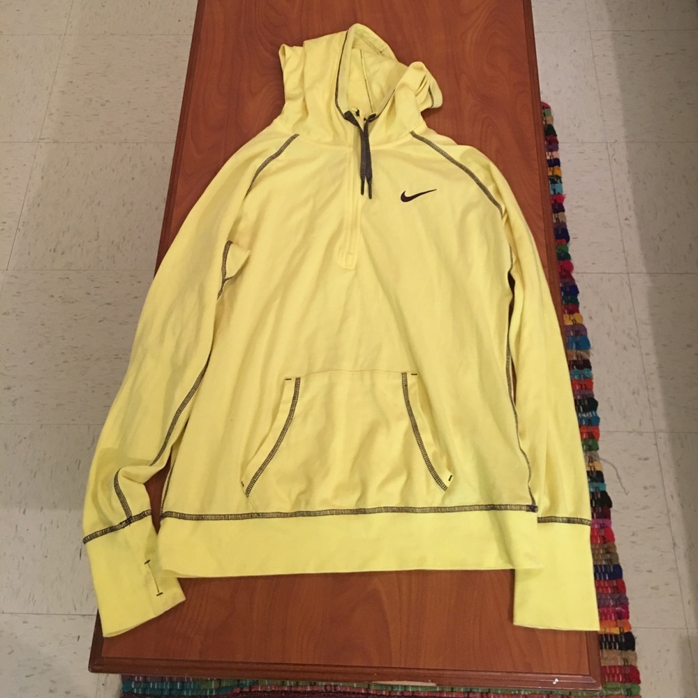 Nike pullover