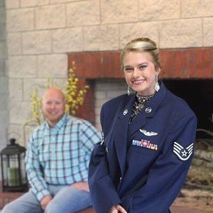 Meet your Posher, Alesha