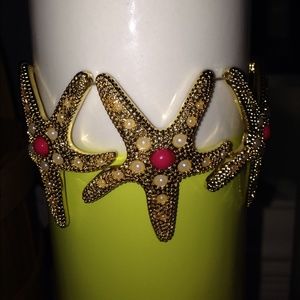 Lilly Pulitzer Gold Star Bracelet Stretch Lilly Pulitzer Gold Star Bracelet Stretch