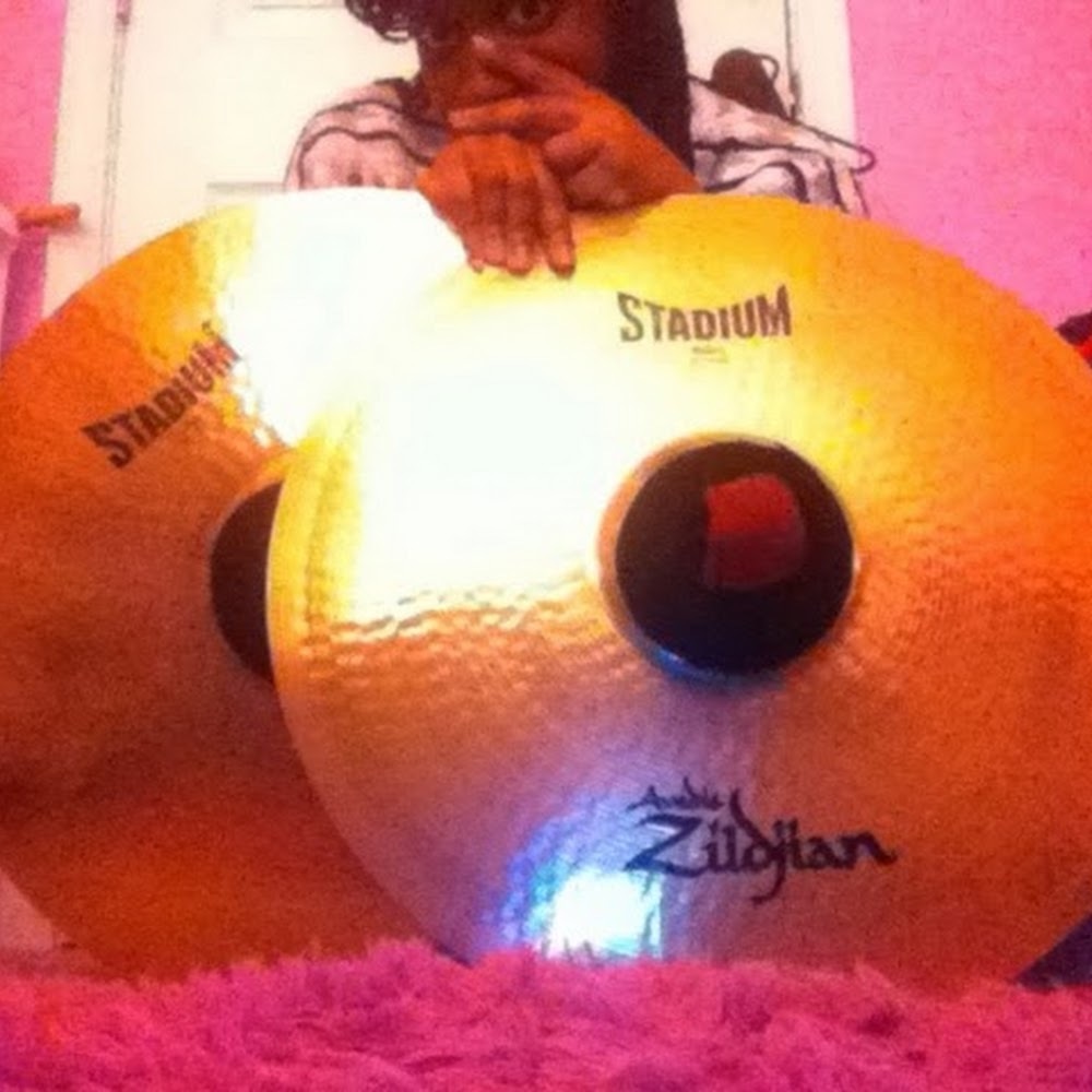 Meet your Posher, Amelia