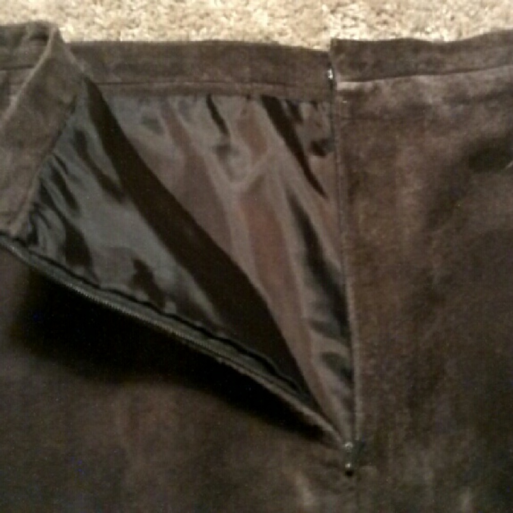 ST. JOHNS BAY NWT 20W LEATHER SKIRT