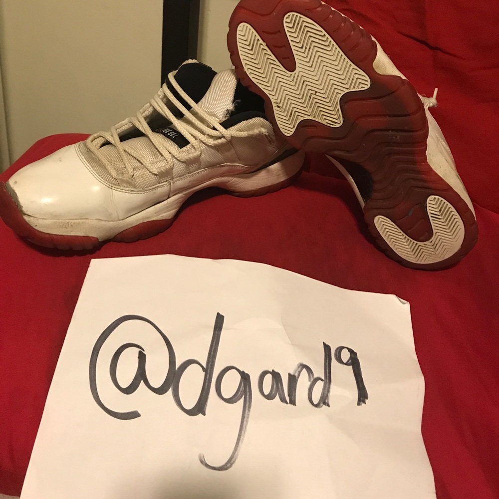 Cherry low Retro 11s