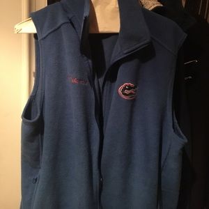 Blue gator Columbia men's vest