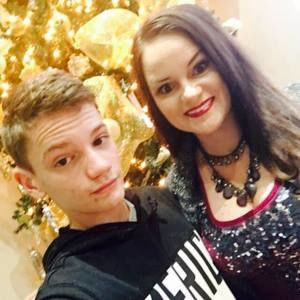 Meet your Posher, Ethan