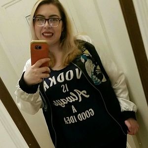 Meet your Posher, Shannon