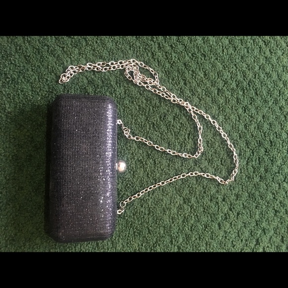 Handbag - Picture 4 of 4