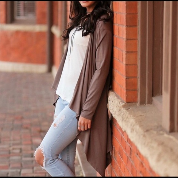 Beautiful Taupe Waterfall Cardigan - Picture 2 of 3