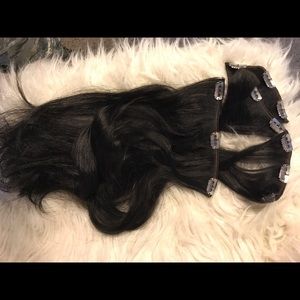 18 in Clip in 100% Hair Extensions.
