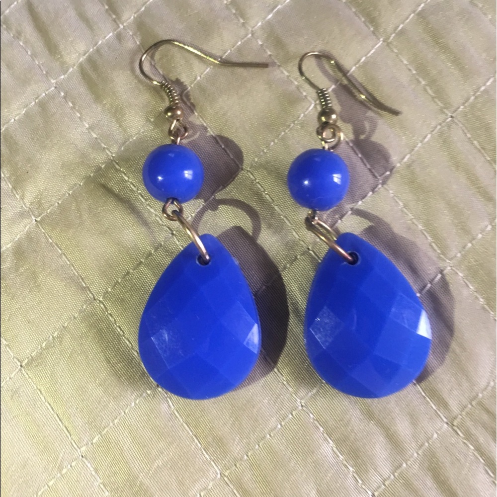 Earrings - Picture 2 of 2