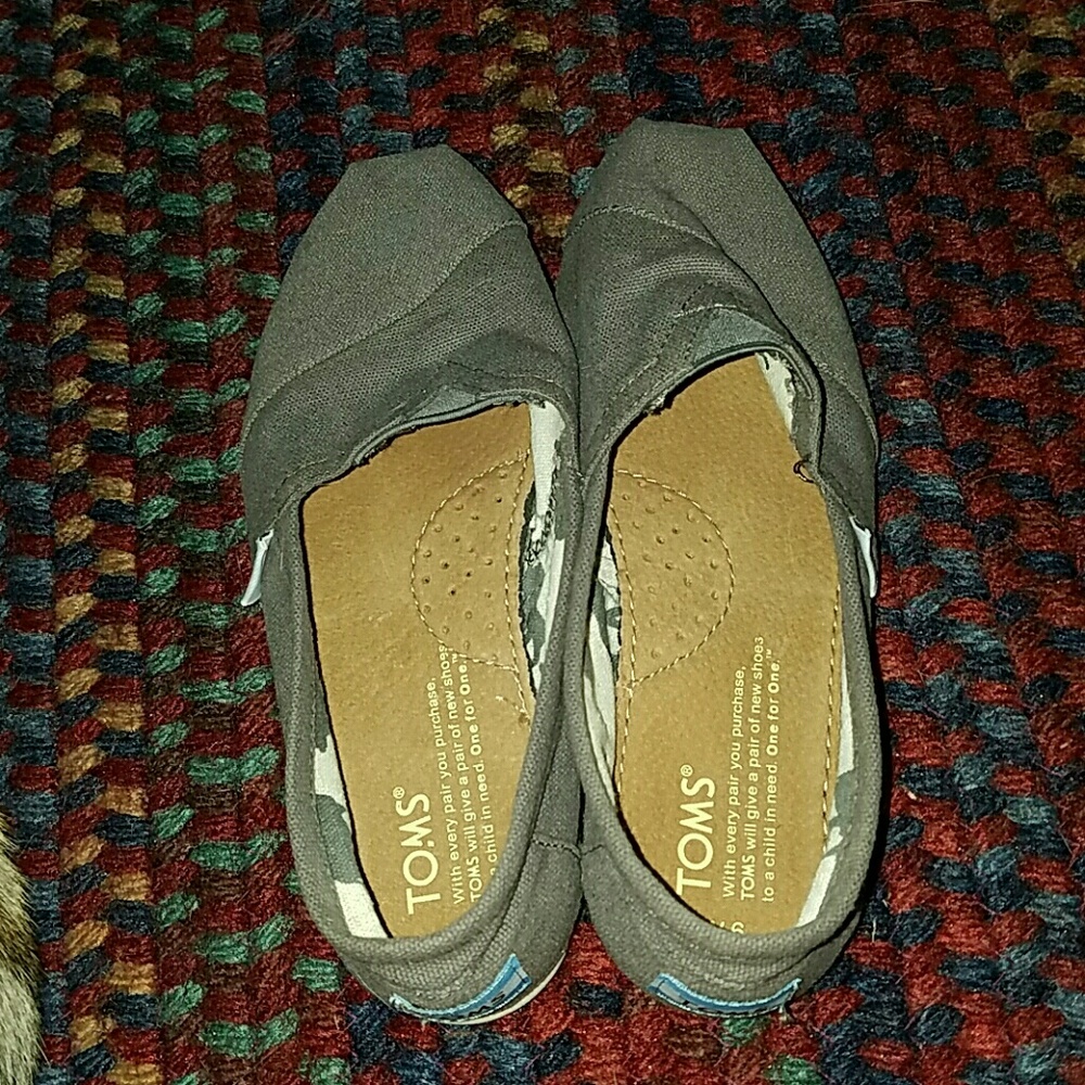 Women's Gray Toms