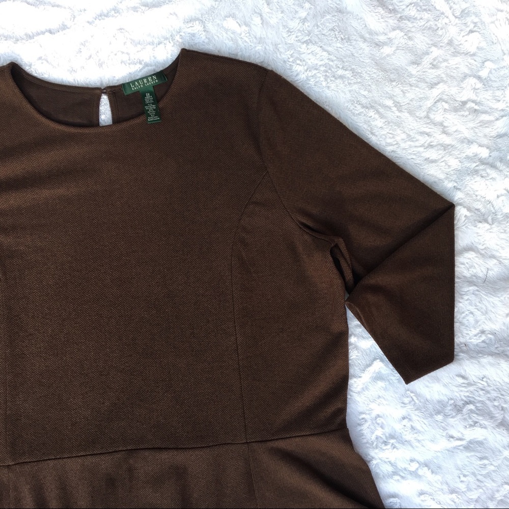 RALPH LAUREN • Peplum Top in Herringbone - Picture 5 of 8