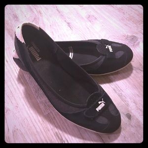 Puma flats
