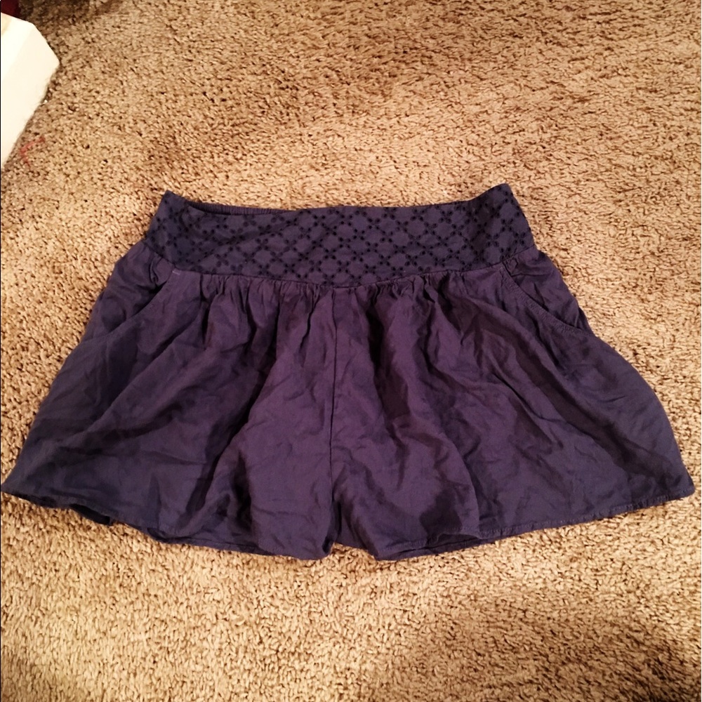 navy blue shorts