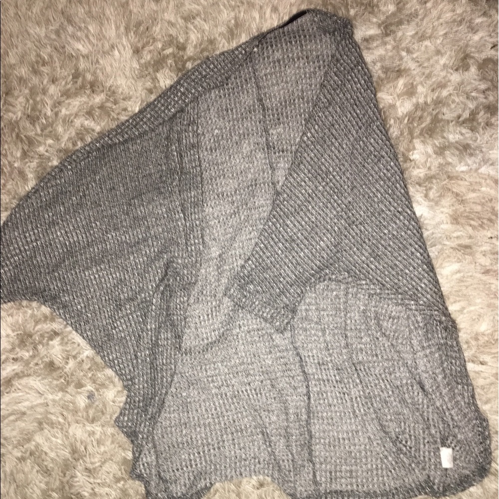 Sweater/ cover up