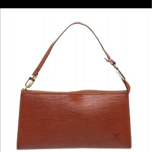 💯 % Authentic Epi Leather Pochette shoulder bag
