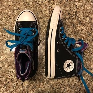 Adorable kids high top converse!