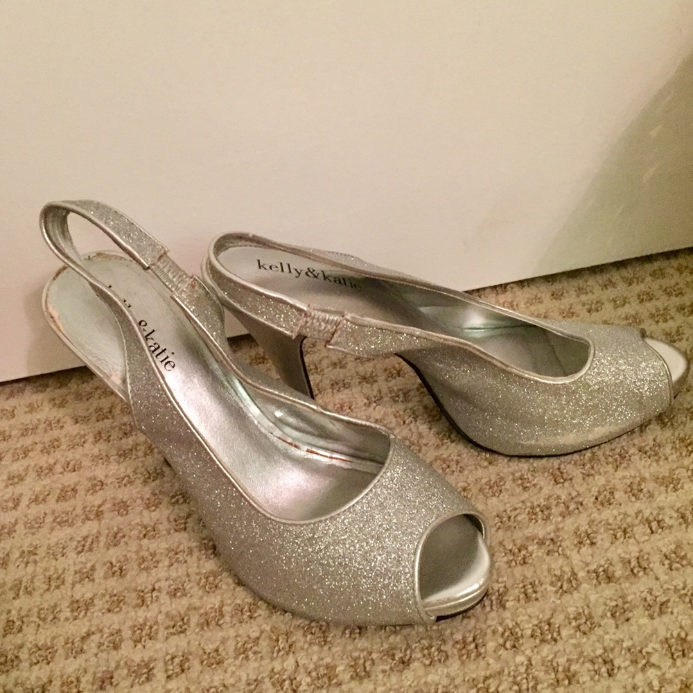 Kelly & Katie sparkly peep toes
