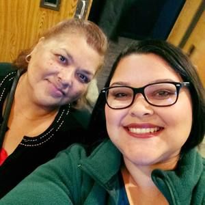 Meet your Posher, Alejandra