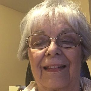 Meet your Posher, Beverly