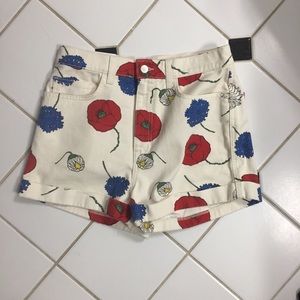 American apparel NWT cuff shorts