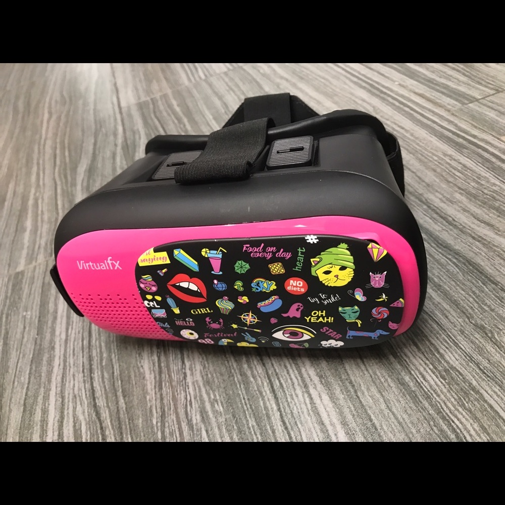 Virtual reality headset