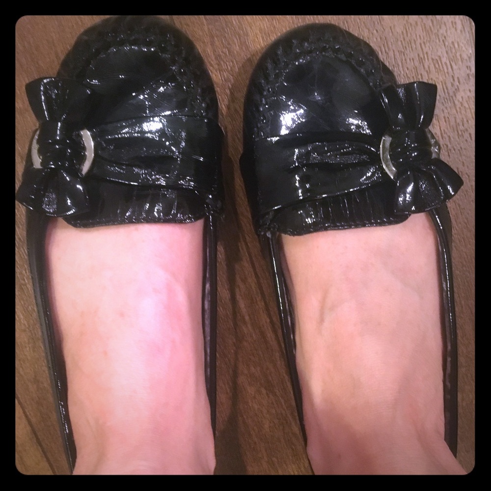Black Patent Flats With Bow 💥