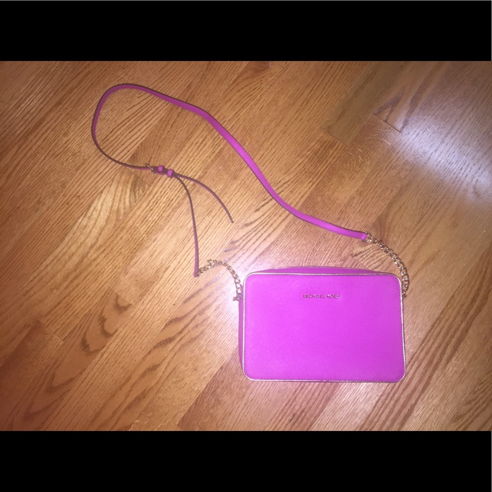 Michael Kors pink crossbody purse