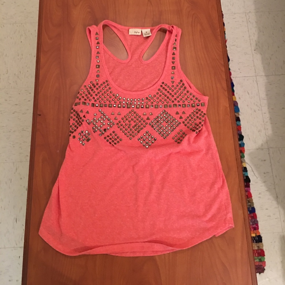 Stylish tank