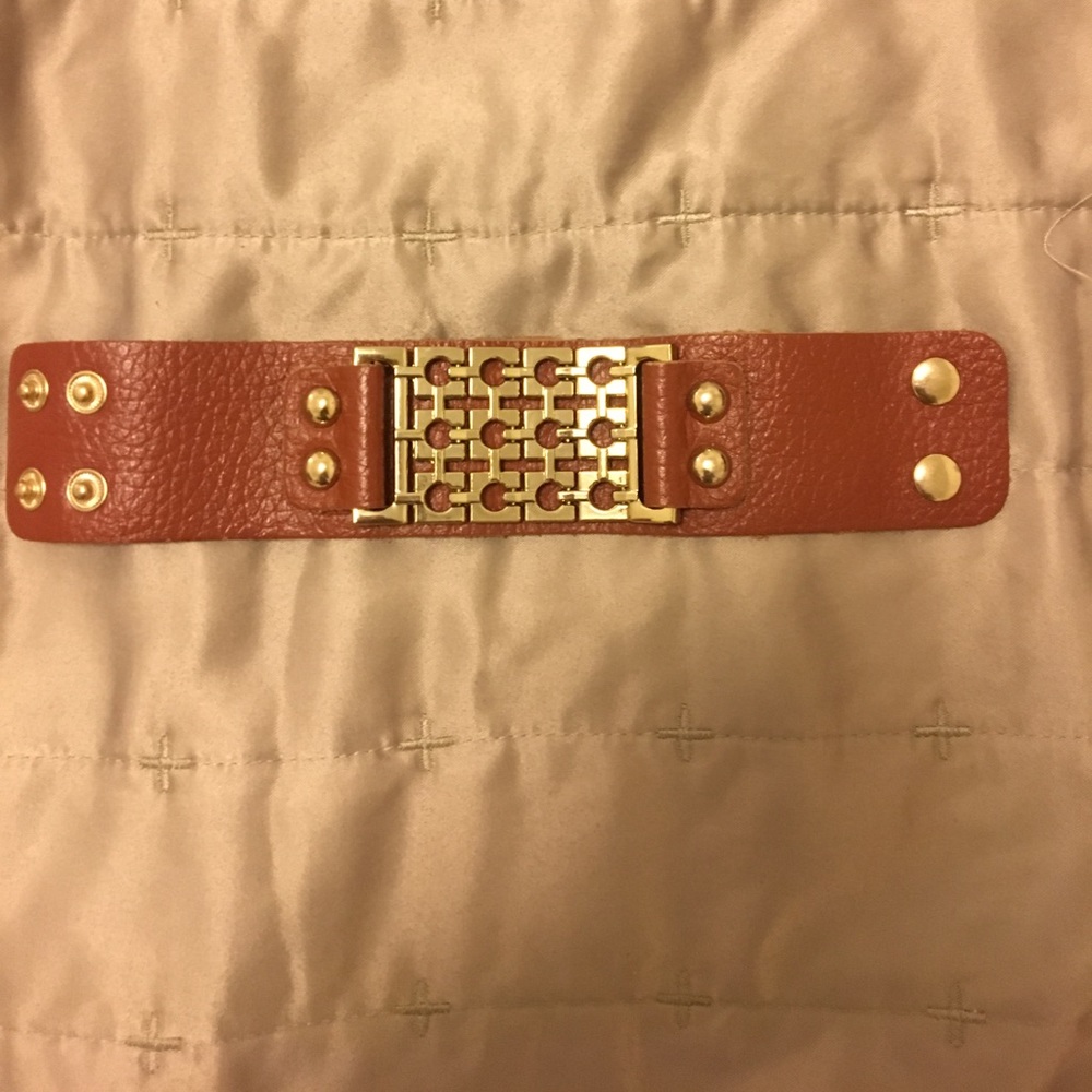 Brown leather bracelet