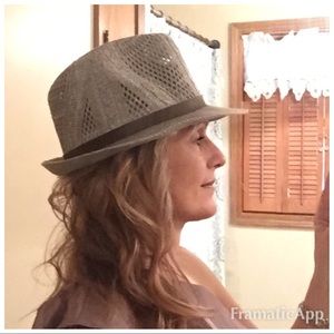 Meet your Posher, Cathy