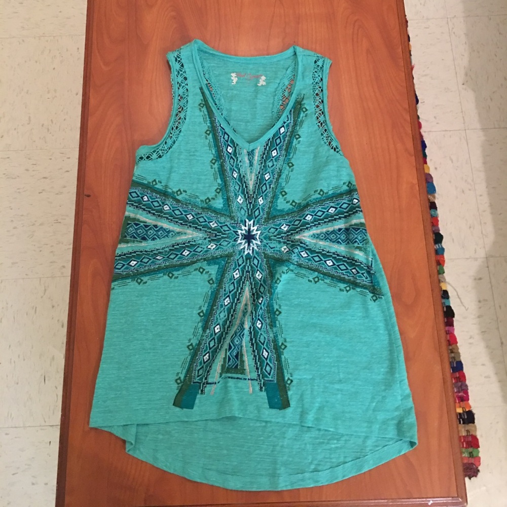 Wild summer tank