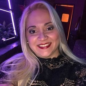 Meet your Posher, Cynthia