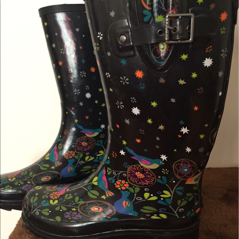 Rain boots