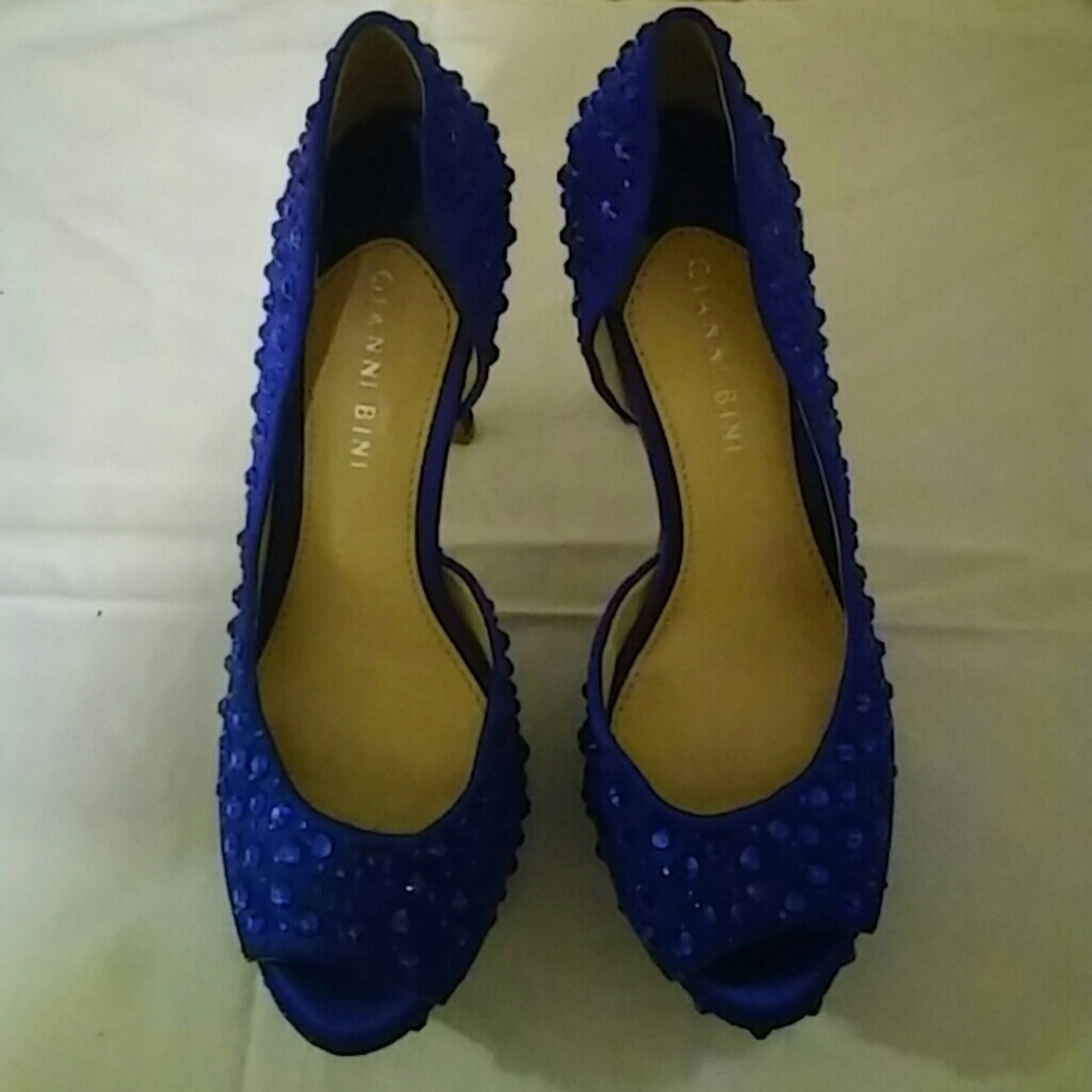Gianni Bini blue rhinestone heels