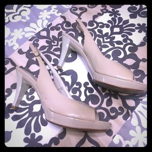 Michael Shannon strappy heels!