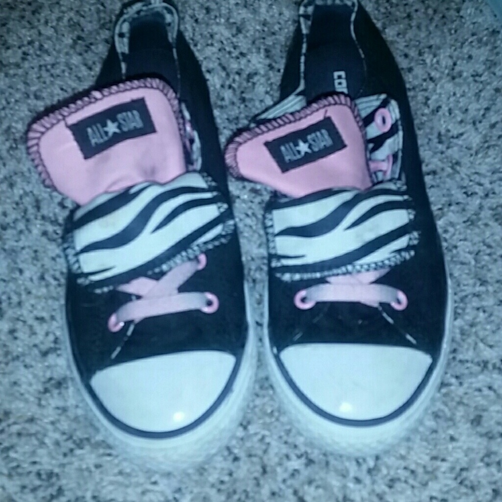 Black converse with zebra print