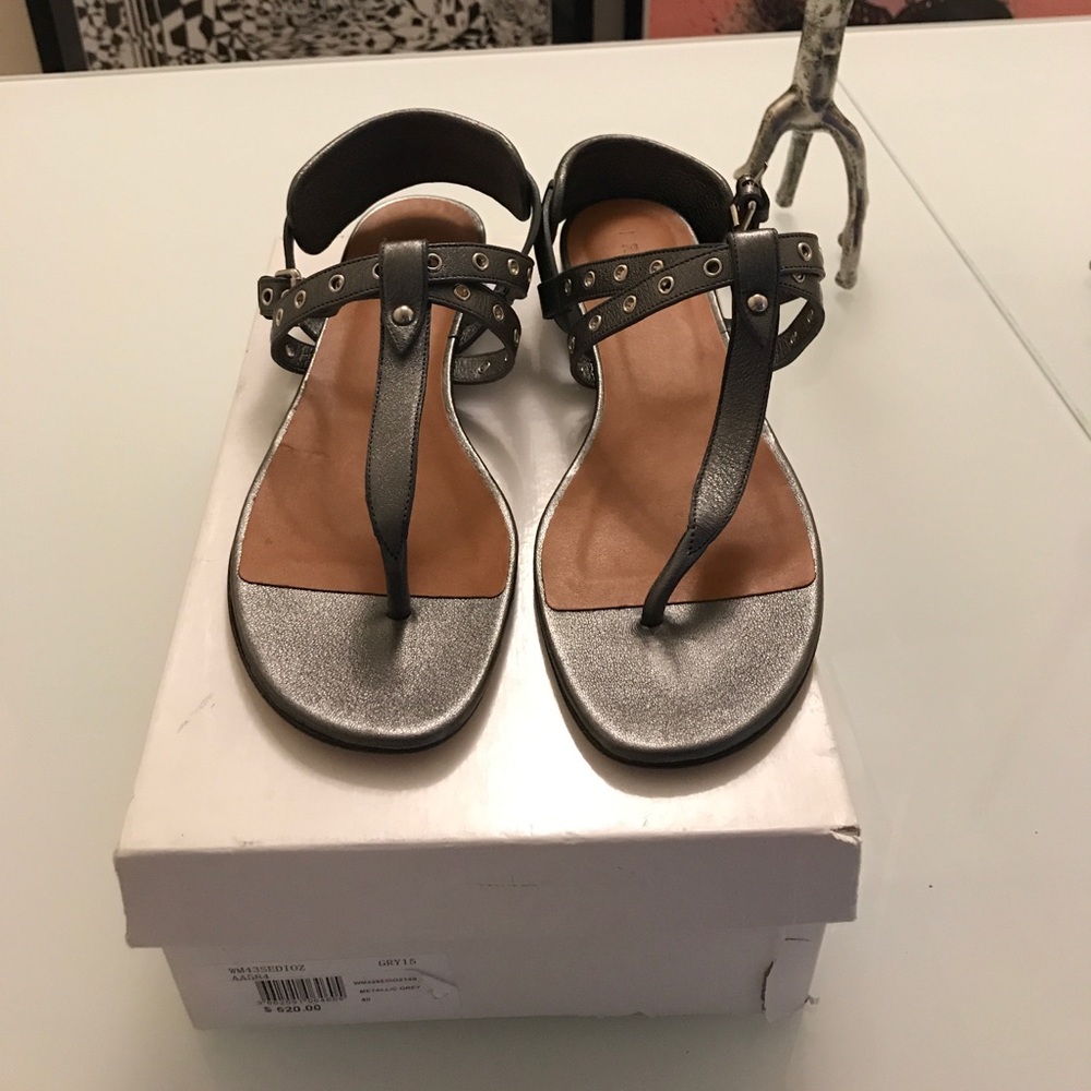 Iro Sedioz Metallic Grey sandal