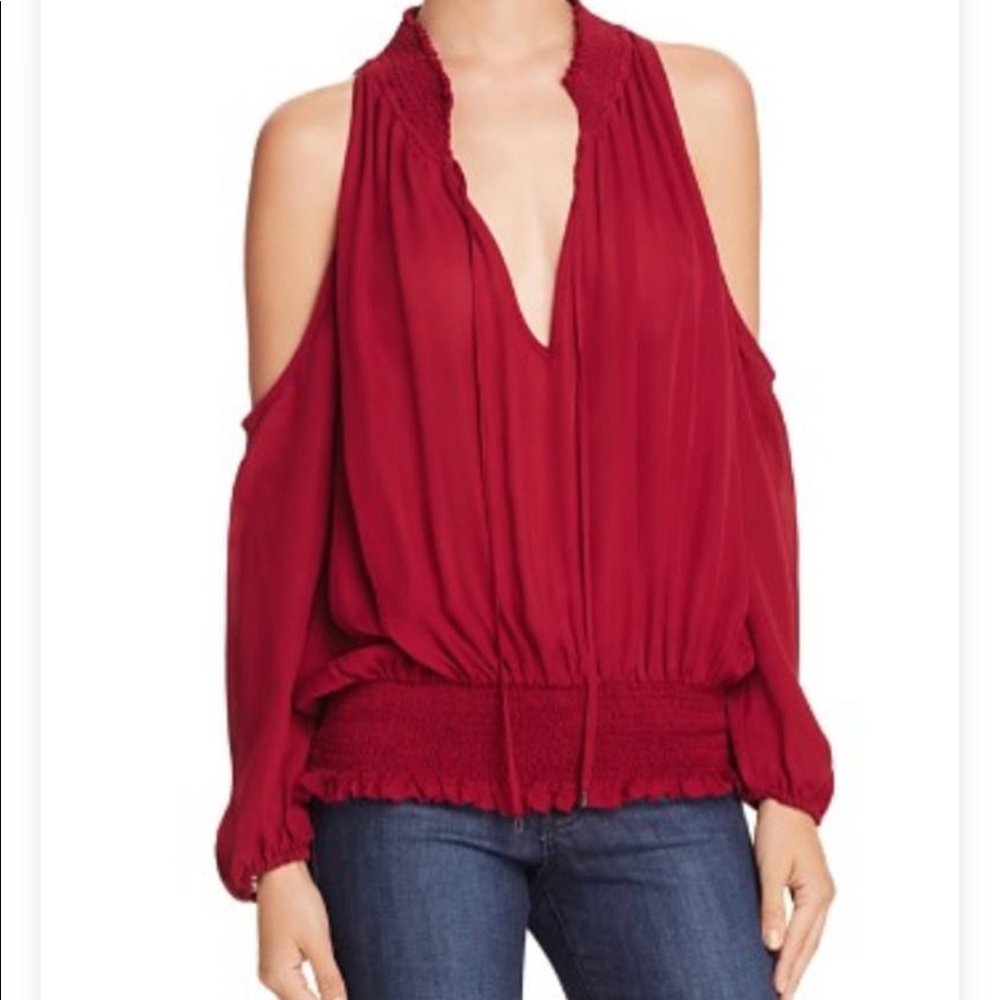 Love sam cold shoulder top