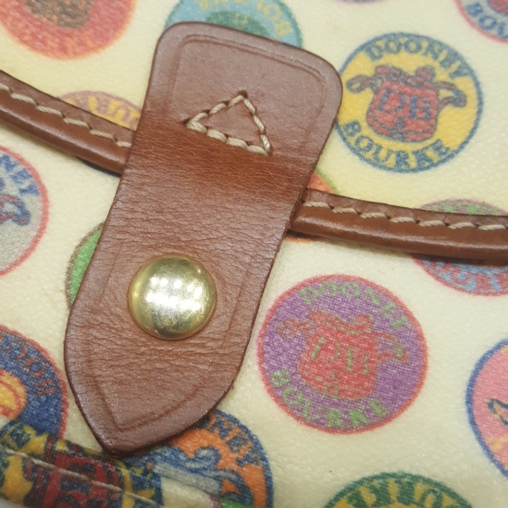 Dooney & Bourke wristlet