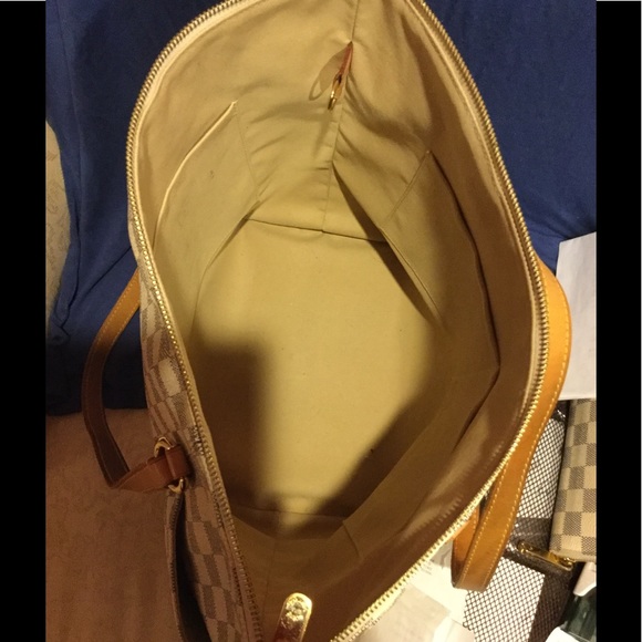 ❗️SOLD💃💃💃Louis Vuitton Damier Azur Totally Mm - Picture 7 of 8