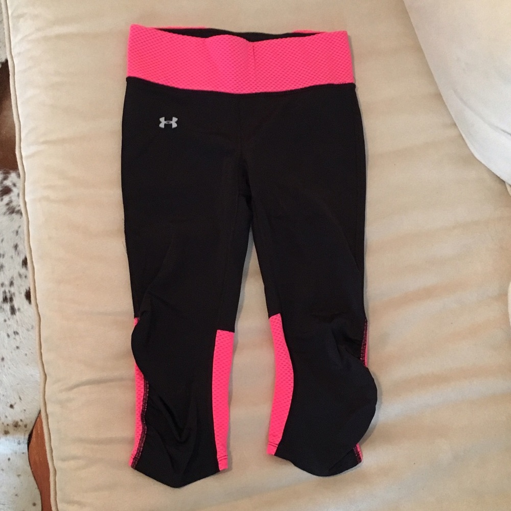 UA breast cancer awareness workout pants