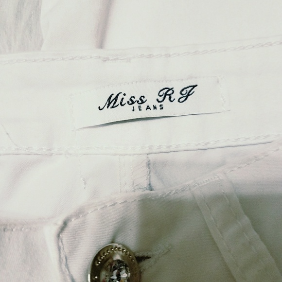  4 FOR $15 Style Friendly! - Picture 4 of 5