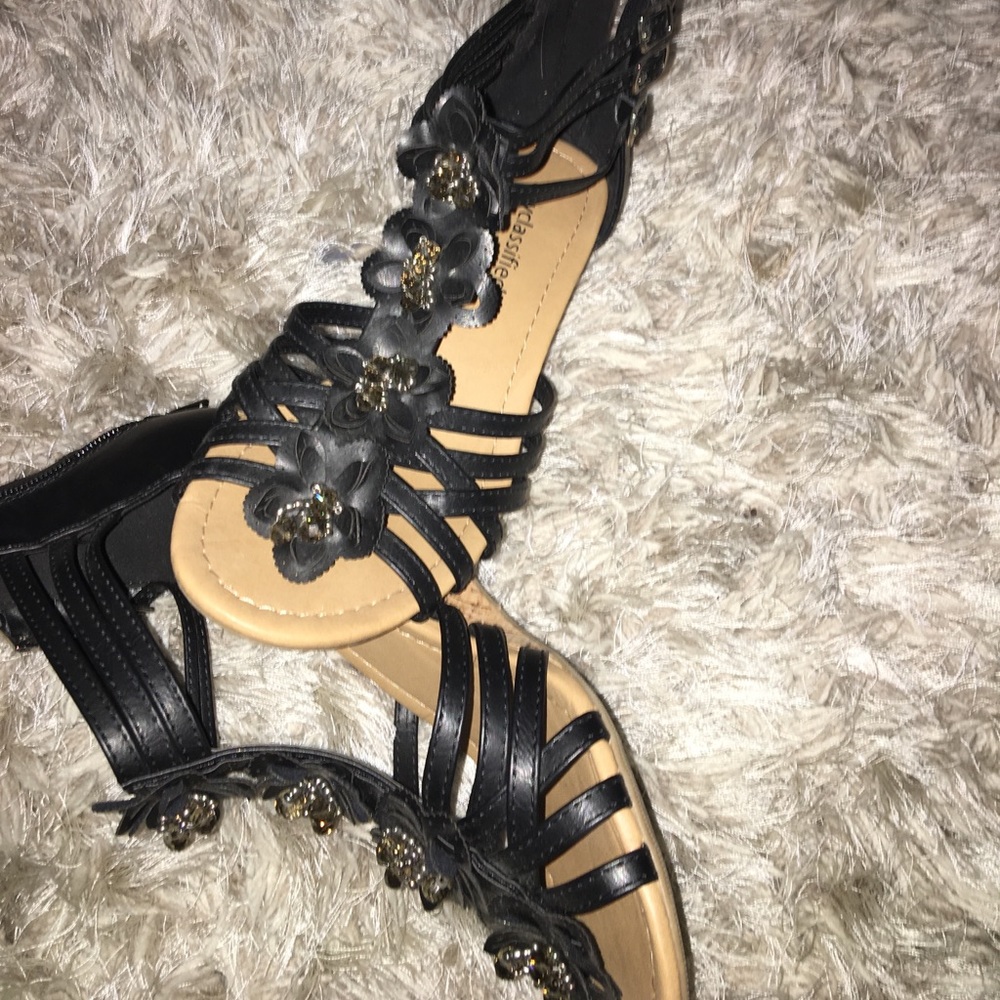 Summer wedges