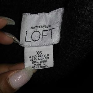 LOFT Sweaters - LOFT Sleeveless Turtleneck Sweater LOFT Sweaters - LOFT Sleeveless Turtleneck Sweater