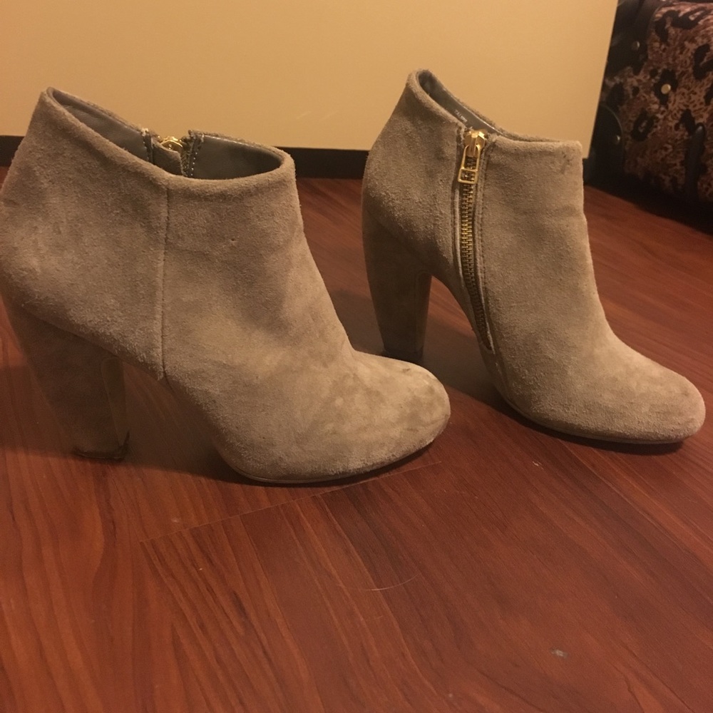 Steve Madden Grey Booties
