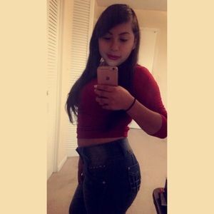 Meet your Posher, Araceli