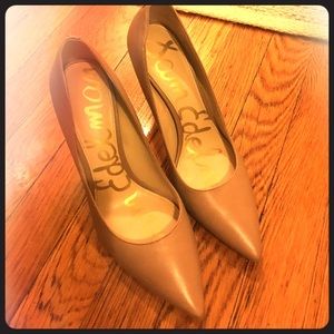 Sam Edelman size 7.5 beige heels