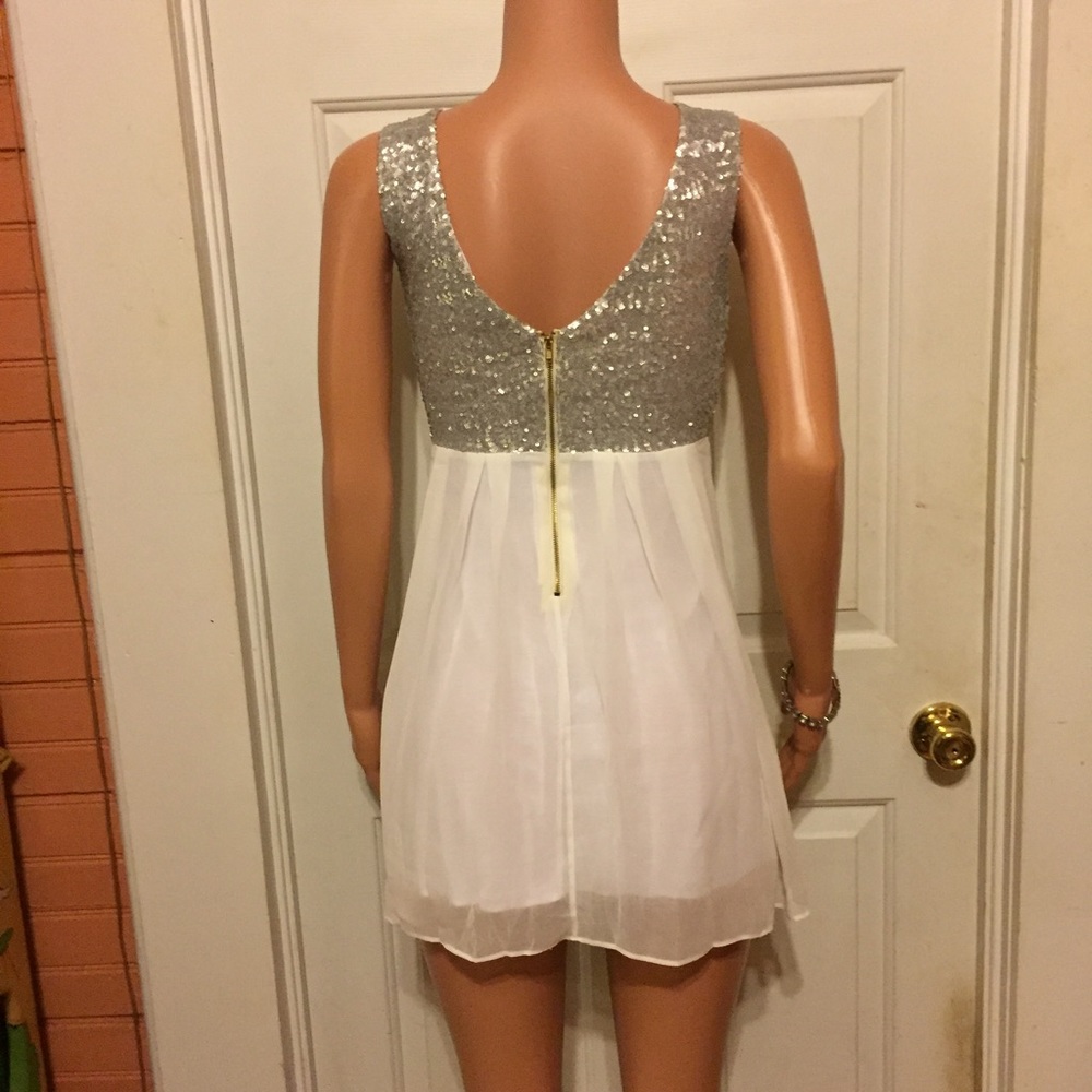❌SOLD❌ NWT TFNC Sequin Low Back White Mini Dress - Picture 6 of 8
