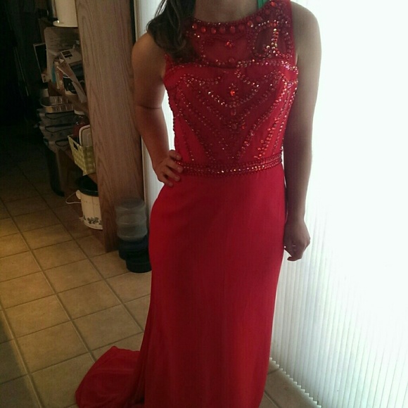 Dresses & Skirts - Red Prom Dress